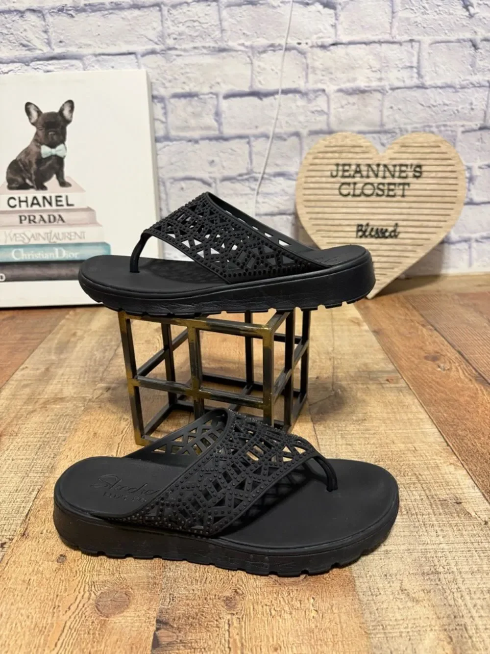 Skechers women foamies